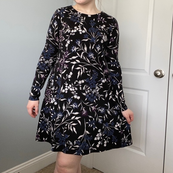 LOFT Dresses & Skirts - LOFT Black Dress with Blue & Purple Flowers